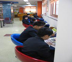 창가독서공간 이미지